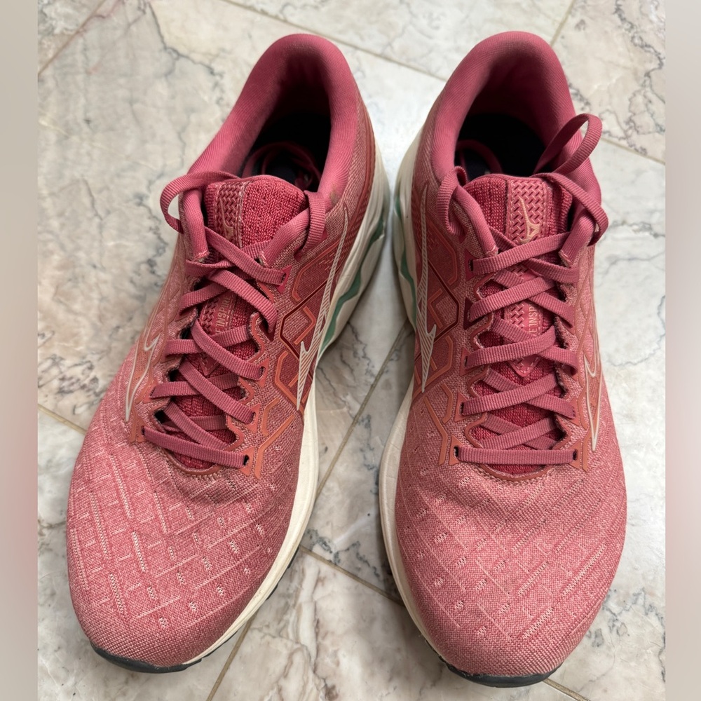 Mizuno Wave Inspire 18